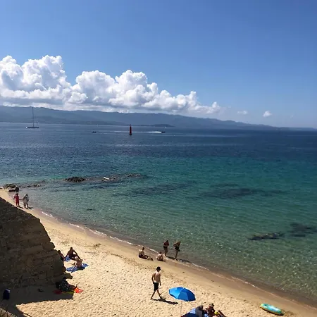 Spacieux Et Confortable T3 Au Centre D Ajaccio *